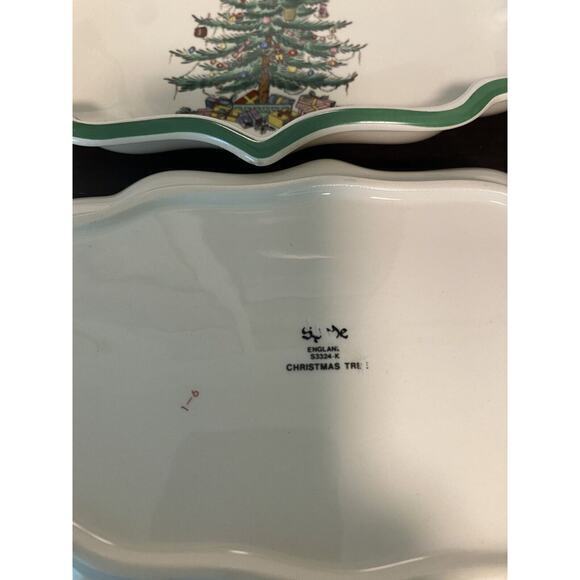 Spode Christmas Tree Ogee Candy Dish S3324-K England Green Trim 9-1/4" x 6-1/4" - Picture 2 of 3